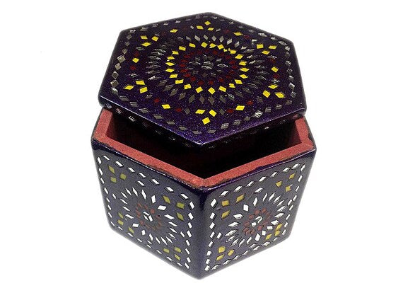 Decorative Lacquer Jewellery Box In Hexagon Shape 5x5
