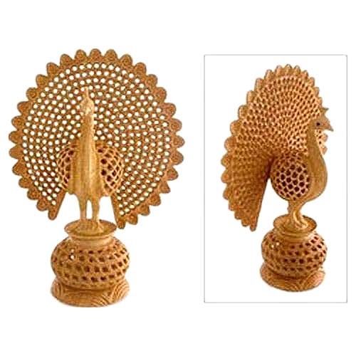 Wooden Dancing Peacock Showpiece Statues