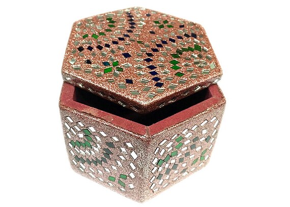 Decorative Lacquer Jewellery Box In Hexagon Shape 4X4