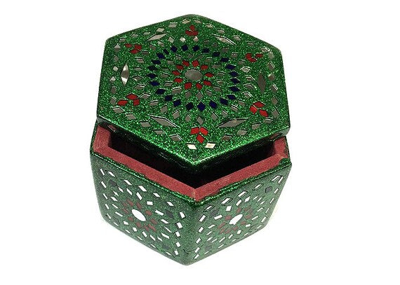 Decorative Lacquer Jewellery Box In Hexagon Shape 4X4
