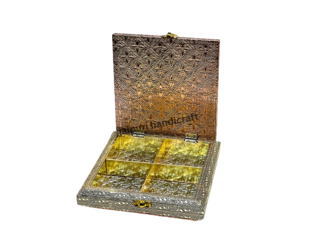 Handmade Decorative Wooden Dry Fruit Box